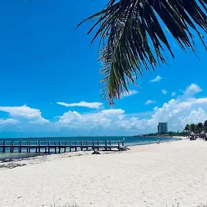 https://punta-me-apartments-rooms-near-punta-sam-ferry-beach.quintano-roohotels.com
